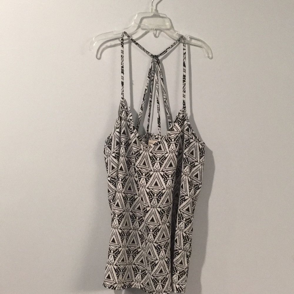 Cute Summer Tank Black and White